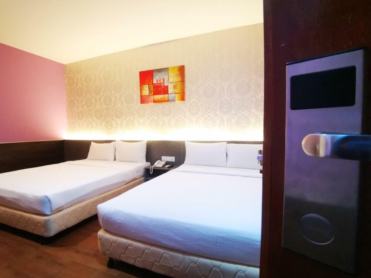Canary Hotel Куала-Лумпур Экстерьер фото
